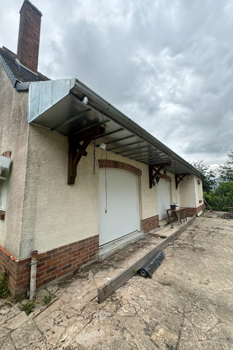 Chantier de couverture à Attigny
